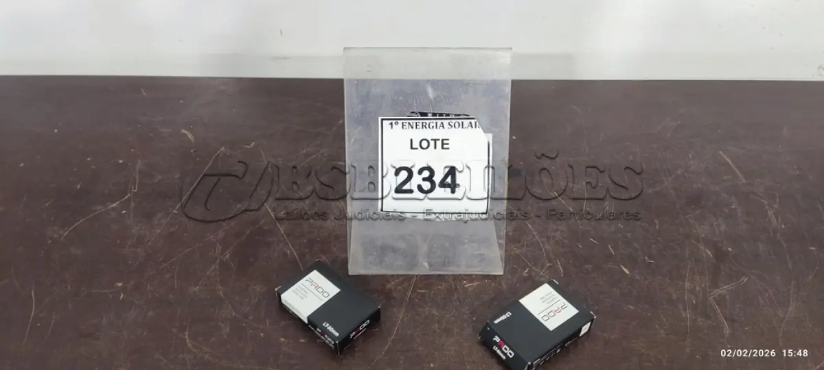 LOTE 234 - 02 CADEADOS DE LATÃO MARCAM PADO COM CHAVE N*50. (NO ESTADO) ATENÇÃO! FAZER A VISITAÇÃO ANTES DE ARREMATAR, NÃO SABEMOS SE FUNCIONA, LEILÃO NÃO TEM GARANTIA E NEM DEVOLUÇÃO, SUJEITO A POSSÍVEIS AVARIAS VISÍVEIS/OCULTAS E/OU AUSÊNCIA DE COMPONENTES.