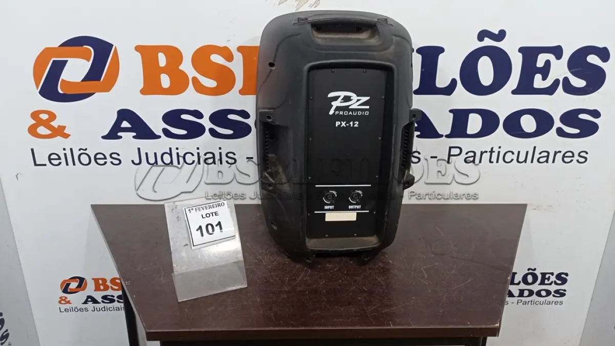 LOTE 101 - 01 CAIXA DE SOM MARCA PZ PRO ÁUDIO. (SEM USO) (NO ESTADO) ATENÇÃO! FAZER A VISITAÇÃO ANTES DE ARREMATAR, NÃO SABEMOS SE FUNCIONA. LEILÃO NÃO TEM GARANTIA E NEM DEVOLUÇÃO, SUJEITO A POSSÍVEIS AVARIAS VISÍVEIS/OCULTAS E/OU AUSÊNCIA DE COMPONENTES.