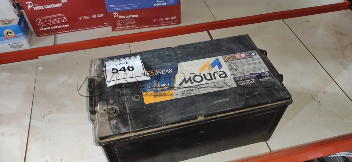 LOTE 546 - 01 BATERIA PARA NOBREAK MOURA 12VOLTS 220AMP. (NO ESTADO) ATENÇÃO! FAZER A VISITAÇÃO ANTES DE ARREMATAR, NÃO SABEMOS SE FUNCIONA, LEILÃO NÃO TEM GARANTIA E NEM DEVOLUÇÃO, SUJEITO A POSSÍVEIS AVARIAS VISÍVEIS/OCULTAS