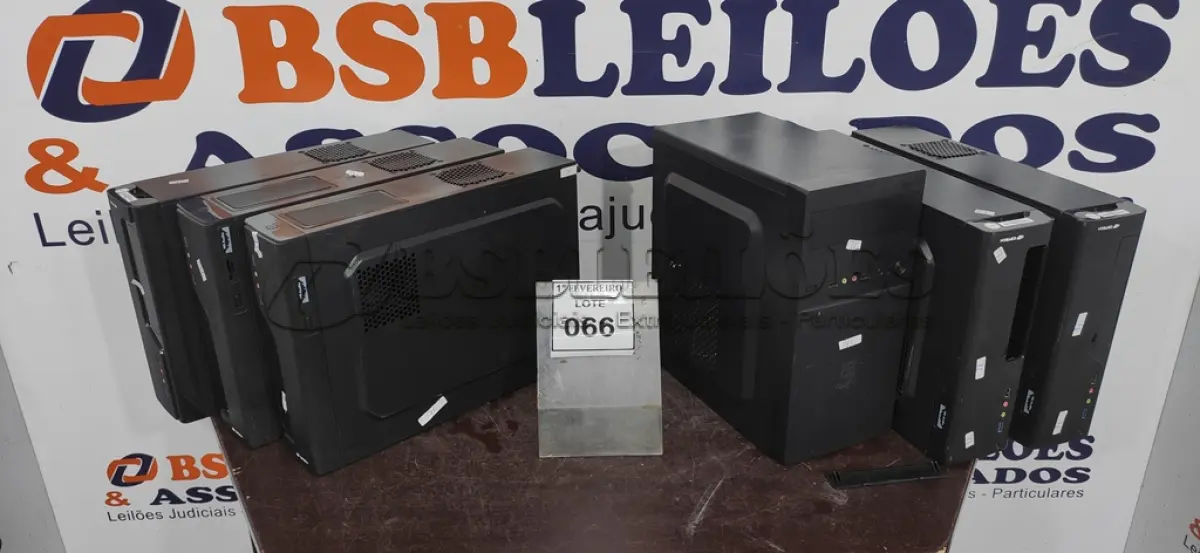 LOTE 066 - 06 GABINETES VAZIOS. (NO ESTADO) ATENÇÃO! FAZER A VISITAÇÃO ANTES DE ARREMATAR, NÃO SABEMOS SE FUNCIONA, LEILÃO NÃO TEM GARANTIA E NEM DEVOLUÇÃO, SUJEITO A POSSÍVEIS AVARIAS VISÍVEIS/OCULTAS E/OU AUSÊNCIA DE COMPONENTES.
