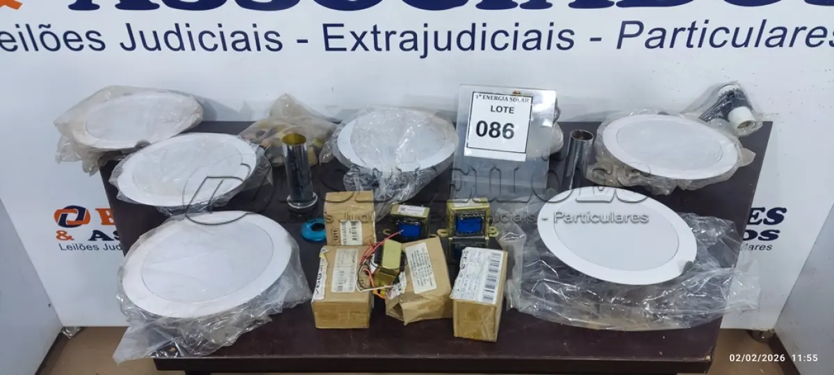LOTE 086 - 01 LOTE COM AUTO FALANTES ARANDELA 6” COM DIFUSOR 10W RMS DE EMBUTIR. (NO ESTADO) ATENÇÃO! FAZER A VISITAÇÃO ANTES DE ARREMATAR, NÃO SABEMOS SE FUNCIONA, LEILÃO NÃO TEM GARANTIA E NEM DEVOLUÇÃO, SUJEITO A POSSÍVEIS AVARIAS VISÍVEIS/OCULTAS E/OU AUSÊNCIA DE COMPONENTES.