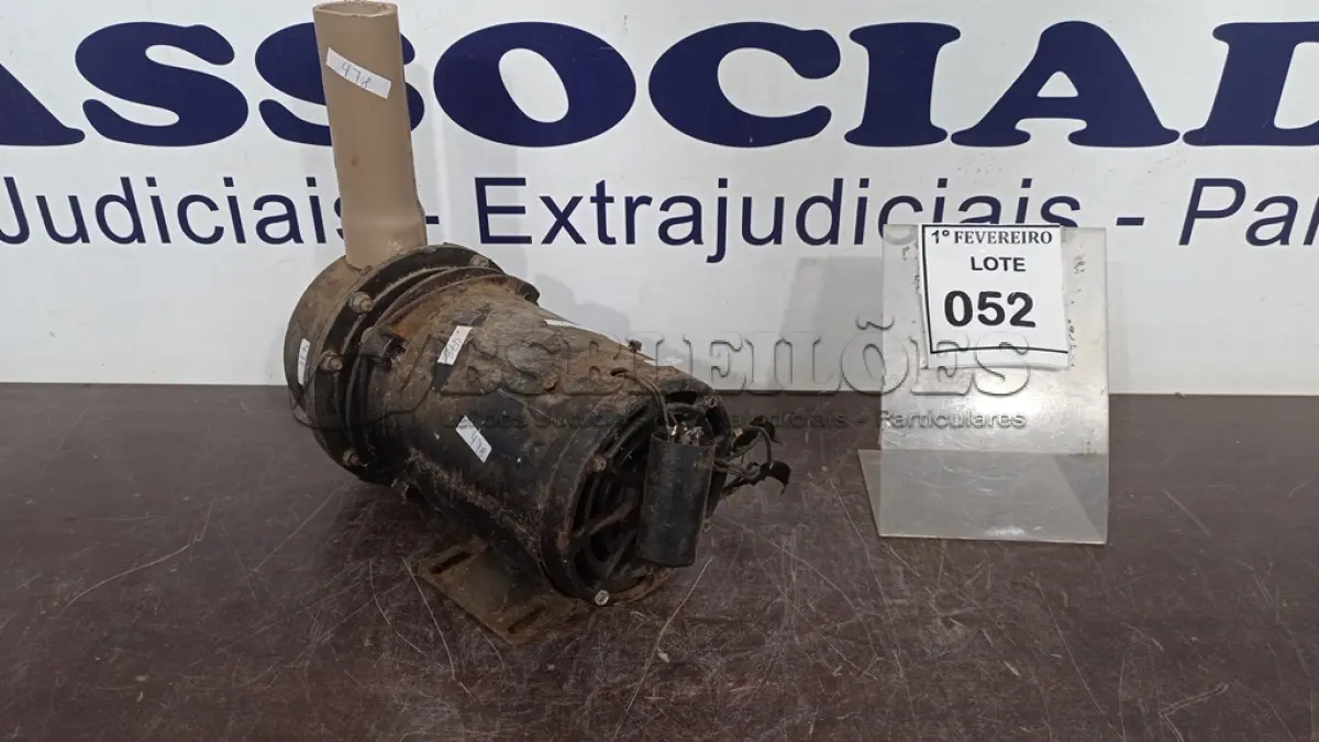 LOTE 052 - 01 BOMBA PARA HIDROMASSAGEM. (NO ESTADO) ATENÇÃO! FAZER A VISITAÇÃO ANTES DE ARREMATAR, NÃO SABEMOS SE FUNCIONA, LEILÃO NÃO TEM GARANTIA E NEM DEVOLUÇÃO, SUJEITO A POSSÍVEIS AVARIAS VISÍVEIS/OCULTAS E/OU AUSÊNCIA DE COMPONENTES.