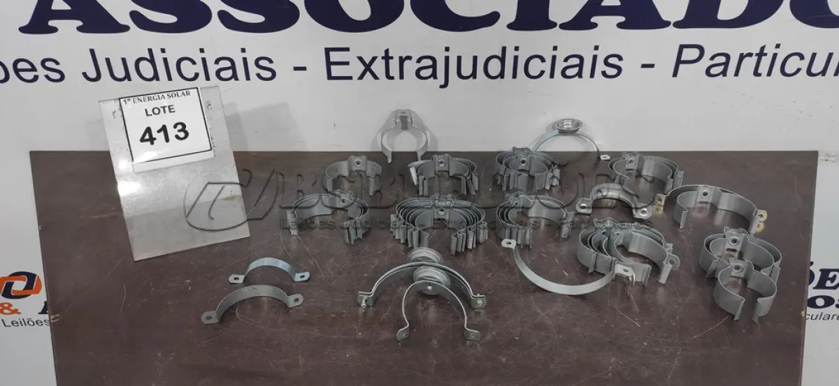 LOTE 413 - 01 LOTE COM ABRAÇADEIRAS COPO DIVERSAS. (NO ESTADO) ATENÇÃO! FAZER A VISITAÇÃO ANTES DE ARREMATAR, NÃO SABEMOS SE FUNCIONA, LEILÃO NÃO TEM GARANTIA E NEM DEVOLUÇÃO, SUJEITO A POSSÍVEIS AVARIAS VISÍVEIS/OCULTAS E/OU 