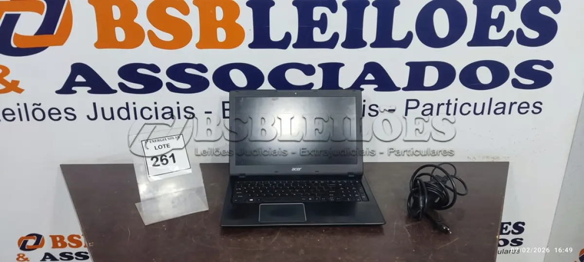 LOTE 261 - 01 NOTEBOOK ACER MODELO ASPIRE E5-575COREI5 7 GERAÇÕES 12GB DE MEMÓRIA, SSD 256GB COM FONTE.  (NO ESTADO) ATENÇÃO! FAZER A VISITAÇÃO ANTES DE ARREMATAR, NÃO SABEMOS SE FUNCIONA, LEILÃO NÃO TEM GARANTIA E NEM DEVOLUÇÃO, SUJEITO A POSSÍVEIS AVARIAS VISÍVEIS/OCULTAS E/OU AUSÊNCIA DE COMPONENTES.