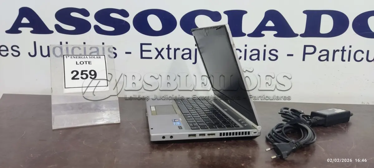 LOTE 259 - 01 NOTEBOOK HP COREI5 3 GERAÇÃO 4GB DE MEMÓRIA SSD 120GB COM FONTE. (NO ESTADO) ATENÇÃO! FAZER A VISITAÇÃO ANTES DE ARREMATAR, NÃO SABEMOS SE FUNCIONA, LEILÃO NÃO TEM GARANTIA E NEM DEVOLUÇÃO, SUJEITO A POSSÍVEIS AVARIAS VISÍVEIS/OCULTAS E/OU AUSÊNCIA DE COMPONENTES.