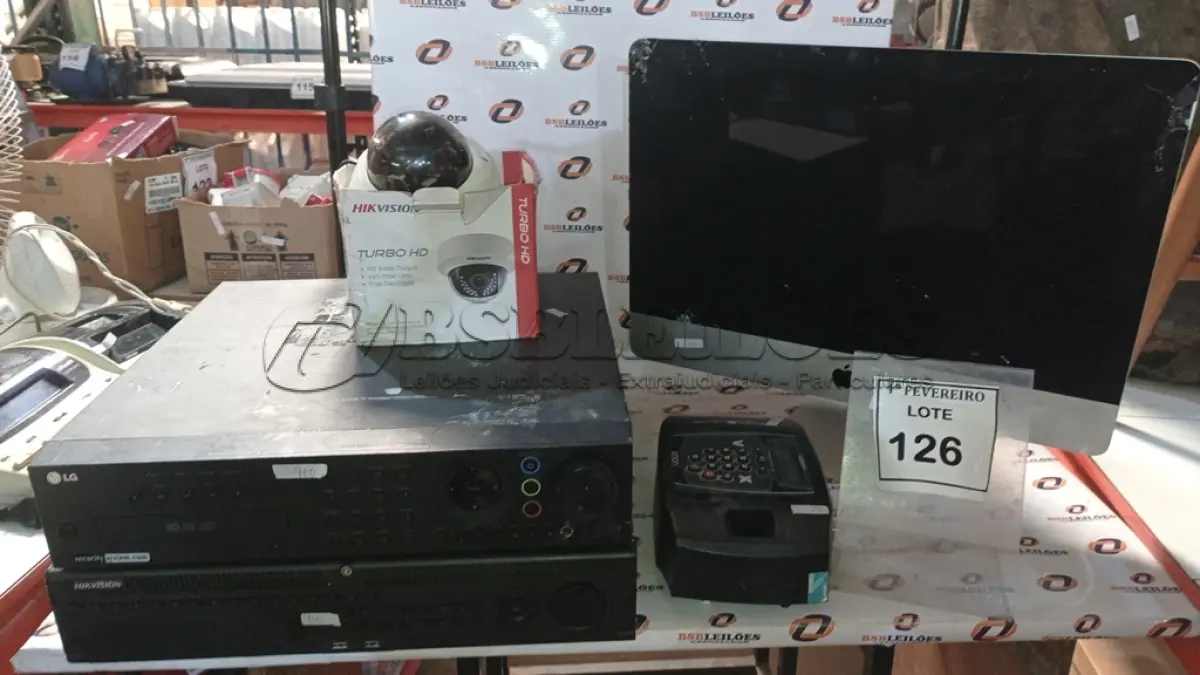 LOTE 126 - 01 IMAC APLE, 01 CÂMERA DOME MARCA HIKVISION, 01 CFTV DIGITAL MARCA LG, 01 DVR MARCA HIKIVISION E 01 RELÓGIO DE PONTO MARCA HENRY. (NO ESTADO) ATENÇÃO! FAZER A VISITAÇÃO ANTES DE ARREMATAR, NÃO SABEMOS SE FUNCIONA, LEILÃO NÃO TEM GARANTIA E NEM DEVOLUÇÃO, SUJEITO A POSSÍVEIS AVARIAS VISÍVEIS/OCULTAS E/OU AUSÊNCIA DE COMPONENTES.