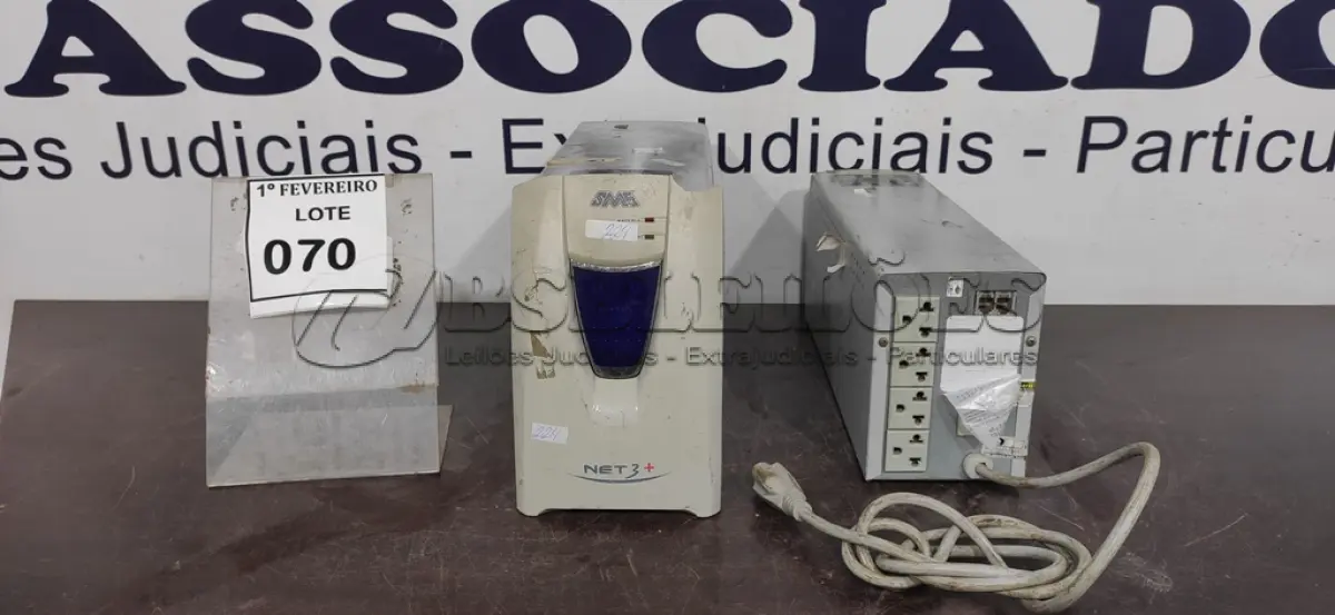 LOTE 070 - 01 NOBREAK DE 1.400VA E 01 NOBREAK DE 1.200VA. (NO ESTADO) ATENÇÃO! FAZER A VISITAÇÃO ANTES DE ARREMATAR, NÃO SABEMOS SE FUNCIONA, LEILÃO NÃO TEM GARANTIA E NEM DEVOLUÇÃO, SUJEITO A POSSÍVEIS AVARIAS VISÍVEIS/OCULTAS E/OU AUSÊNCIA DE COMPONENTES.