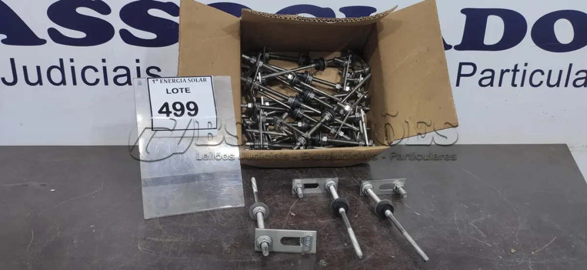 LOTE 499 - 01 CAIXA COM PARAFUSOS DE FIXAÇÃO METÁLICA M10X 250MM DE AÇO INOX. (NO ESTADO) ATENÇÃO! FAZER A VISITAÇÃO ANTES DE ARREMATAR, NÃO SABEMOS SE FUNCIONA, LEILÃO NÃO TEM GARANTIA E NEM DEVOLUÇÃO, SUJEITO A POSSÍVEIS AVARIAS VISÍVEIS/OCULTAS