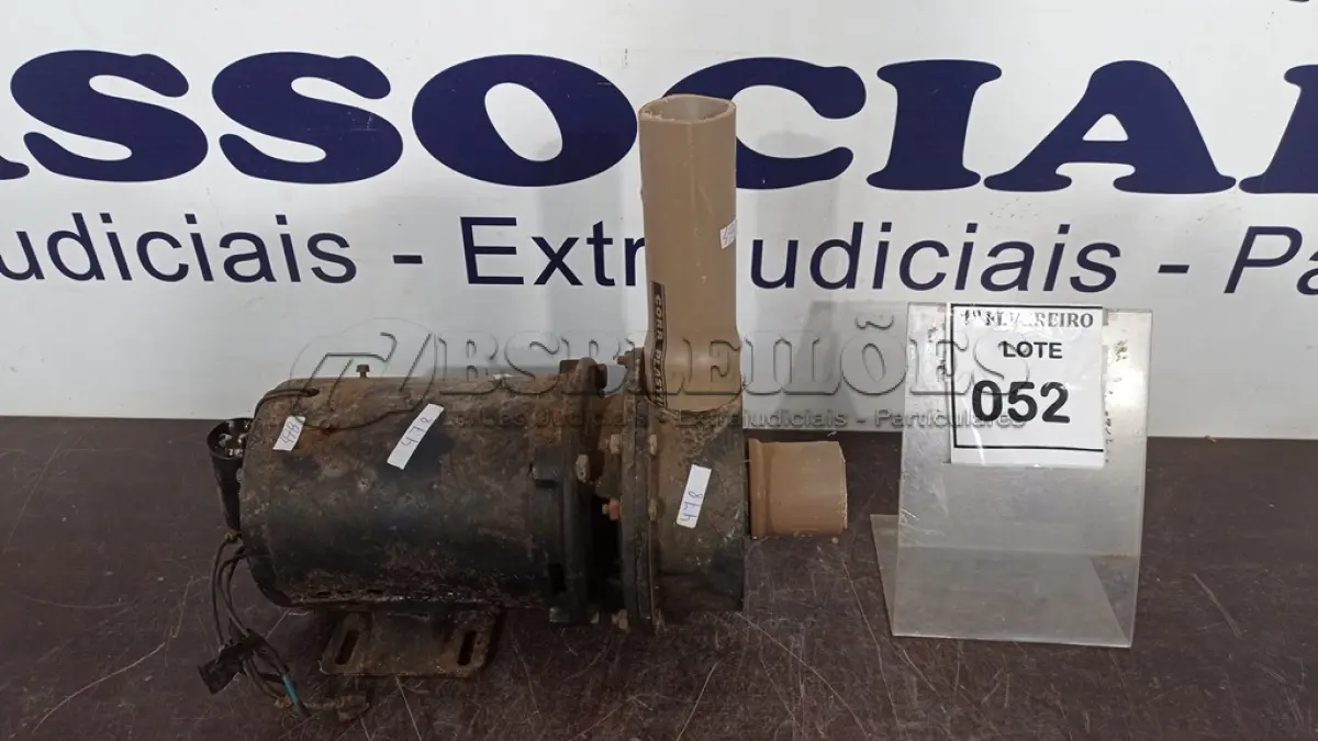 LOTE 052 - 01 BOMBA PARA HIDROMASSAGEM. (NO ESTADO) ATENÇÃO! FAZER A VISITAÇÃO ANTES DE ARREMATAR, NÃO SABEMOS SE FUNCIONA, LEILÃO NÃO TEM GARANTIA E NEM DEVOLUÇÃO, SUJEITO A POSSÍVEIS AVARIAS VISÍVEIS/OCULTAS E/OU AUSÊNCIA DE COMPONENTES.