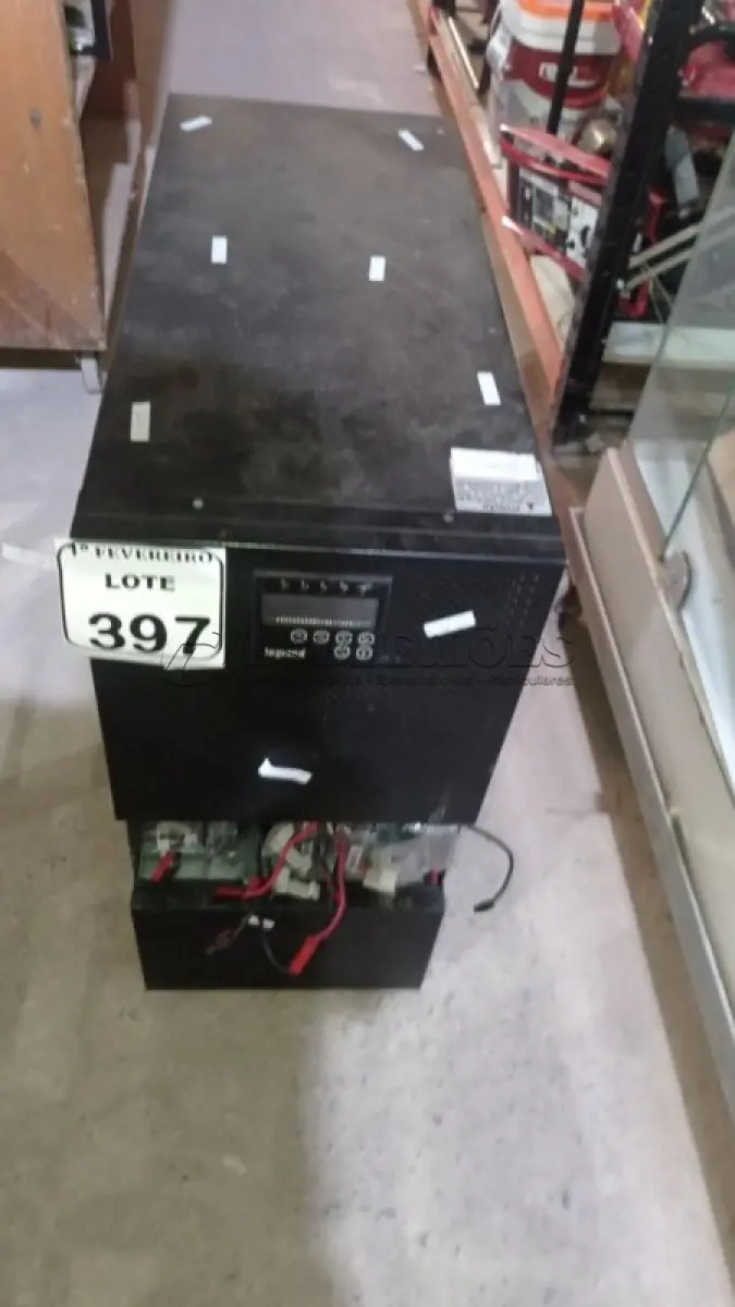 LOTE 397 - 01 NOBREAK MARCA KEOR DE 10.000VA. (NO ESTADO) ATENÇÃO! FAZER A VISITAÇÃO ANTES DE ARREMATAR, NÃO SABEMOS SE FUNCIONA, LEILÃO NÃO TEM GARANTIA E NEM DEVOLUÇÃO, SUJEITO A POSSÍVEIS AVARIAS VISÍVEIS/OCULTAS E/OU AUSÊNCIA DE COMPONENTES.