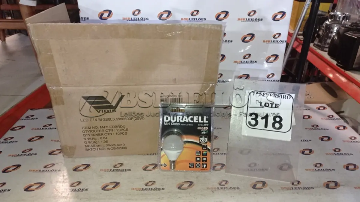 LOTE 318 - 01 LOTE COM 20 LÂMPADAS LED MINI GLOBO 25W FOSCO LUZ BRANCA MARCA DURACELL. (NO ESTADO) ATENÇÃO! FAZER A VISITAÇÃO ANTES DE ARREMATAR, NÃO SABEMOS SE FUNCIONA, LEILÃO NÃO TEM GARANTIA E NEM DEVOLUÇÃO, SUJEITO A POSSÍVEIS AVARIAS VISÍVEIS/OCULTAS E/OU AUSÊNCIA DE COMPONENTES.