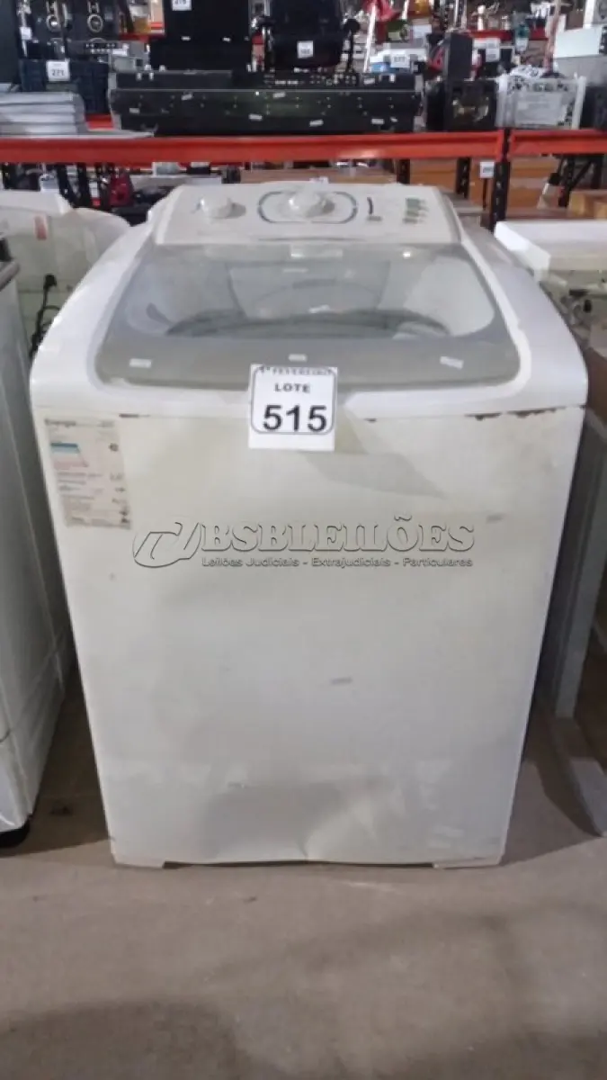 LOTE 515 - 01 MÁQUINA DE LAVAR 12KG 220V MARCA ELECTROLUX. (NO ESTADO) ATENÇÃO! FAZER A VISITAÇÃO ANTES DE ARREMATAR, NÃO SABEMOS SE FUNCIONA, LEILÃO NÃO TEM GARANTIA E NEM DEVOLUÇÃO, SUJEITO A POSSÍVEIS AVARIAS VISÍVEIS/OCULTAS E/OU AUSÊNCIA DE COMPONENTES.