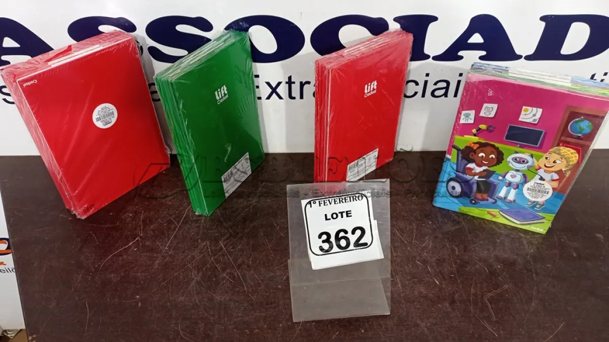 LOTE 362 - 01 LOTE VÁRIOS CADERNOS ESCOLARES. (NO ESTADO) ATENÇÃO! FAZER A VISITAÇÃO ANTES DE ARREMATAR, NÃO SABEMOS SE FUNCIONA, LEILÃO NÃO TEM GARANTIA E NEM DEVOLUÇÃO, SUJEITO A POSSÍVEIS AVARIAS VISÍVEIS/OCULTAS E/OU AUSÊNCIA DE COMPONENTES.