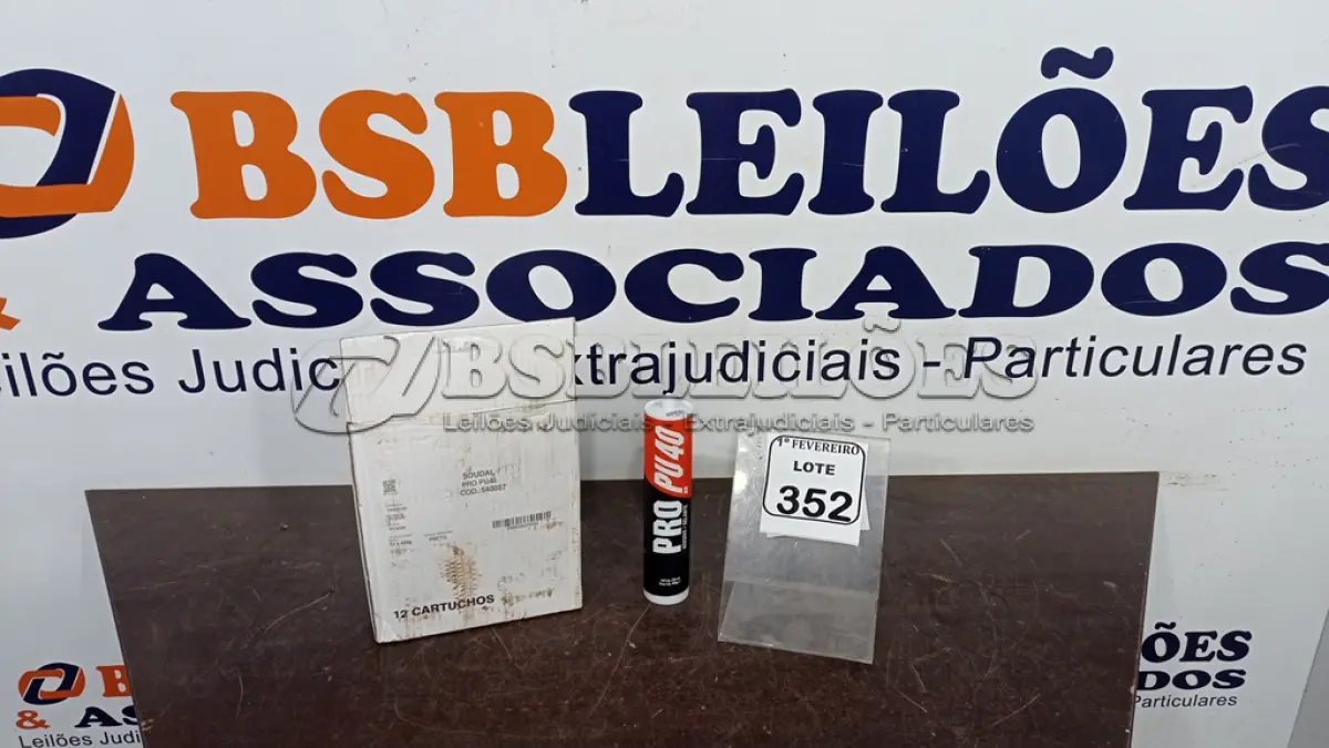 LOTE 352 - 01 CAIXA COM 12 PU 40 ADESIVO/SELANTE DE 230ML MARCA PRO. (NO ESTADO) ATENÇÃO! FAZER A VISITAÇÃO ANTES DE ARREMATAR, NÃO SABEMOS SE FUNCIONA, LEILÃO NÃO TEM GARANTIA E NEM DEVOLUÇÃO, SUJEITO A POSSÍVEIS AVARIAS VISÍVEIS/OCULTAS E/OU AUSÊNCIA DE COMPONENTES.