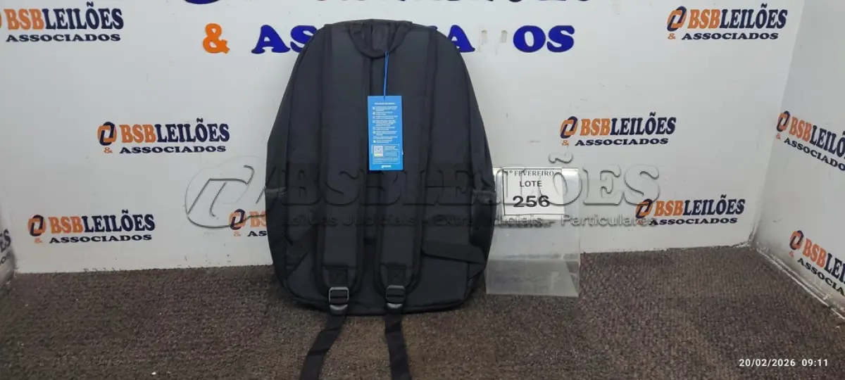 LOTE 256 - 01 MOCHILA NA COR PRETA DO BOTAFOGO DE FUTEBOL E REGATAS MARCA GOCASE. (NO ESTADO) ATENÇÃO! FAZER A VISITAÇÃO ANTES DE ARREMATAR, NÃO SABEMOS SE FUNCIONA, LEILÃO NÃO TEM GARANTIA E NEM DEVOLUÇÃO, SUJEITO A POSSÍVEIS AVARIAS VISÍVEIS/OCULTAS E/OU AUSÊNCIA DE COMPONENTES.