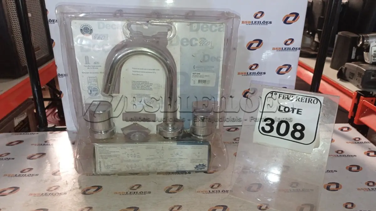 LOTE 308 - 01 MISTURADOR DE LAVATÓRIO MARCA DECA. (NO ESTADO) ATENÇÃO! FAZER A VISITAÇÃO ANTES DE ARREMATAR, NÃO SABEMOS SE FUNCIONA, LEILÃO NÃO TEM GARANTIA E NEM DEVOLUÇÃO, SUJEITO A POSSÍVEIS AVARIAS VISÍVEIS/OCULTAS E/OU AUSÊNCIA DE COMPONENTES.