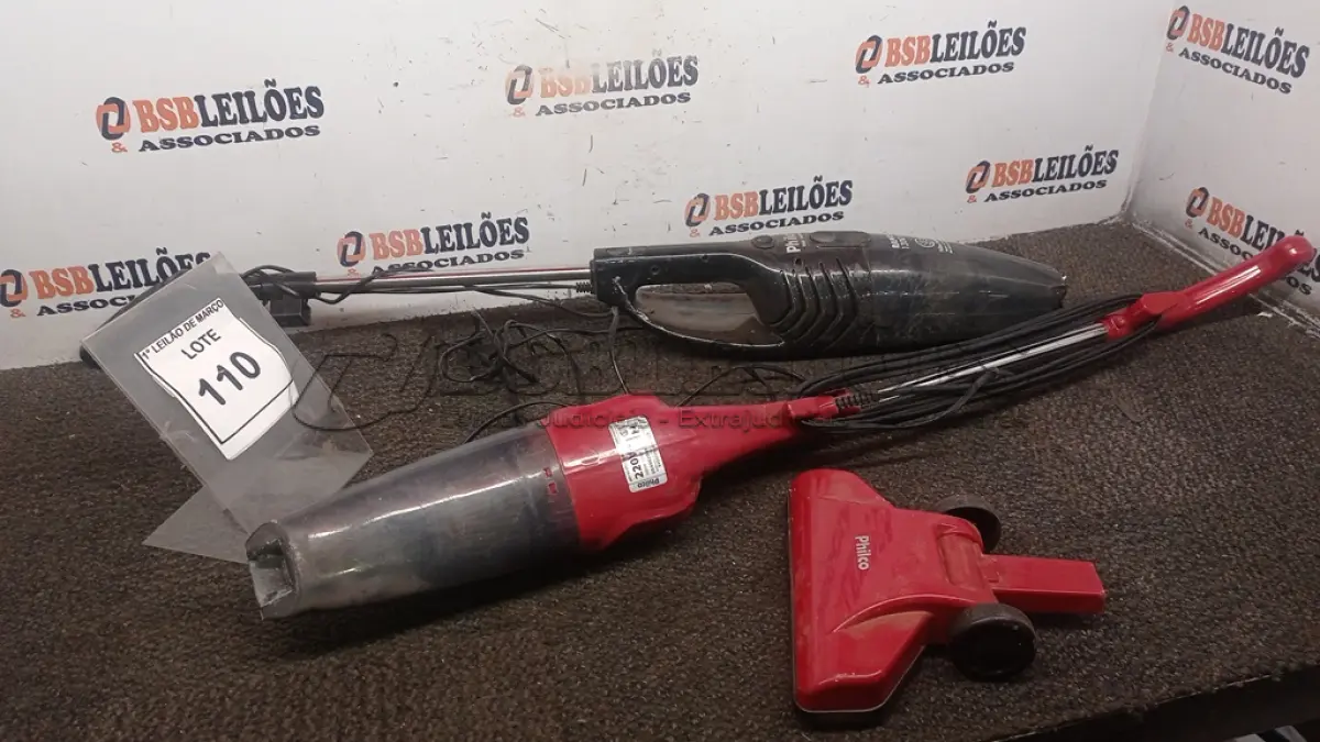 LOTE 110 - 02 ASPIRADORES DE PÓ 220V MARCA PHILCO. (NO ESTADO) ATENÇÃO! FAZER A VISITAÇÃO ANTES DE ARREMATAR, NÃO SABEMOS SE FUNCIONA, LEILÃO NÃO TEM GARANTIA E NEM DEVOLUÇÃO, SUJEITO A POSSÍVEIS AVARIAS VISÍVEIS/OCULTAS E/OU AUSÊNCIA DE COMPONENTES.