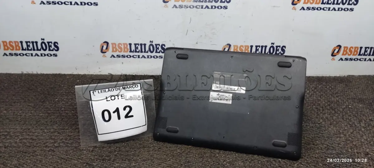 LOTE 012 - 01 NOTEBOOK 16GB MEMORIA 2GB LINHA CONNECT MARCA SAMSUNG SEM FONTE. (NO ESTADO) ATENÇÃO! FAZER A VISITAÇÃO ANTES DE ARREMATAR, NÃO SABEMOS SE FUNCIONA, LEILÃO NÃO TEM GARANTIA E NEM DEVOLUÇÃO, SUJEITO A POSSÍVEIS AVARIAS VISÍVEIS/OCULTAS E/OU AUSÊNCIA DE COMPONENTES.