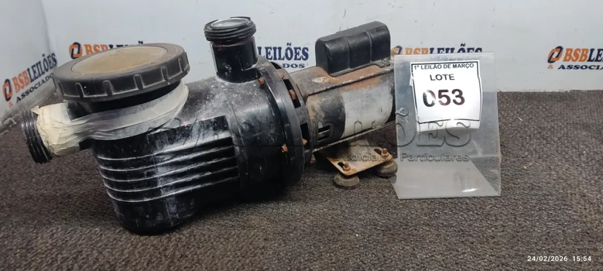 LOTE 053 - 01 BOMBA PARA PISCINA. (NO ESTADO) ATENÇÃO! FAZER A VISITAÇÃO ANTES DE ARREMATAR, NÃO SABEMOS SE FUNCIONA, LEILÃO NÃO TEM GARANTIA E NEM DEVOLUÇÃO, SUJEITO A POSSÍVEIS AVARIAS VISÍVEIS/OCULTAS E/OU AUSÊNCIA DE COMPONENTES.