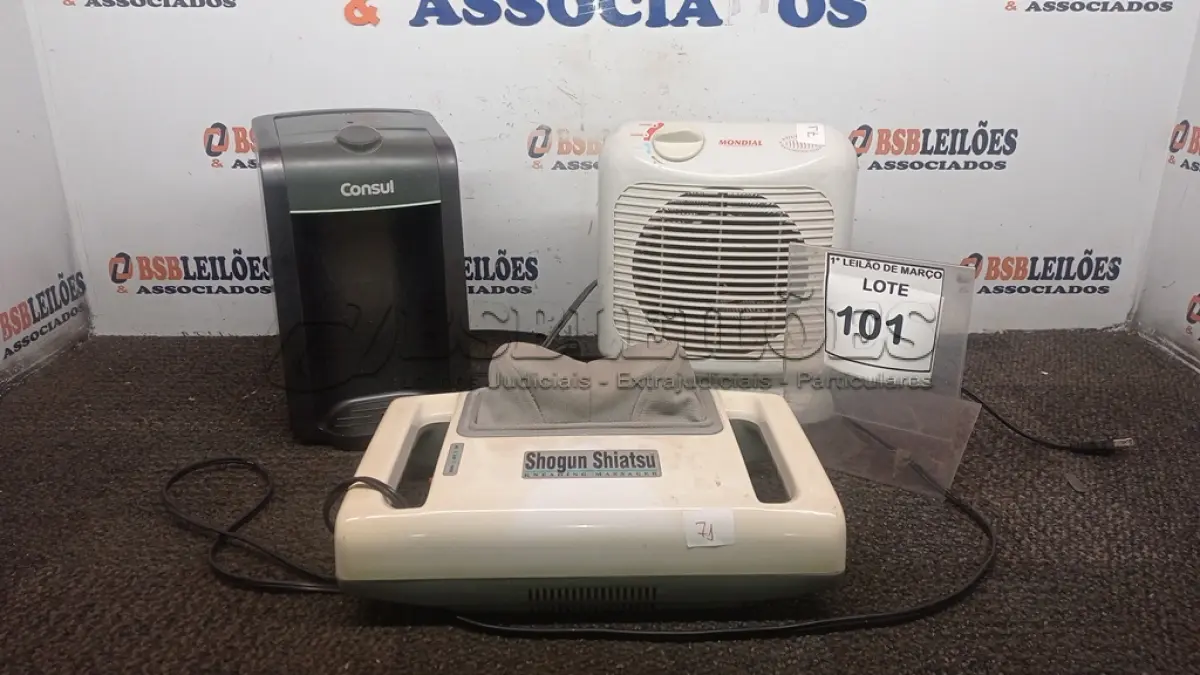 LOTE 101 - 01 MASSAGEADOR, 01 AQUECEDOR E DESUMIDIFICADOR MARCA MONDIAL E 01 BEBEDOR MARCA CONSUL. (NO ESTADO) ATENÇÃO! FAZER A VISITAÇÃO ANTES DE ARREMATAR, NÃO SABEMOS SE FUNCIONA, LEILÃO NÃO TEM GARANTIA E NEM DEVOLUÇÃO, SUJEITO A POSSÍVEIS AVARIAS VISÍVEIS/OCULTAS E/OU AUSÊNCIA DE COMPONENTES.