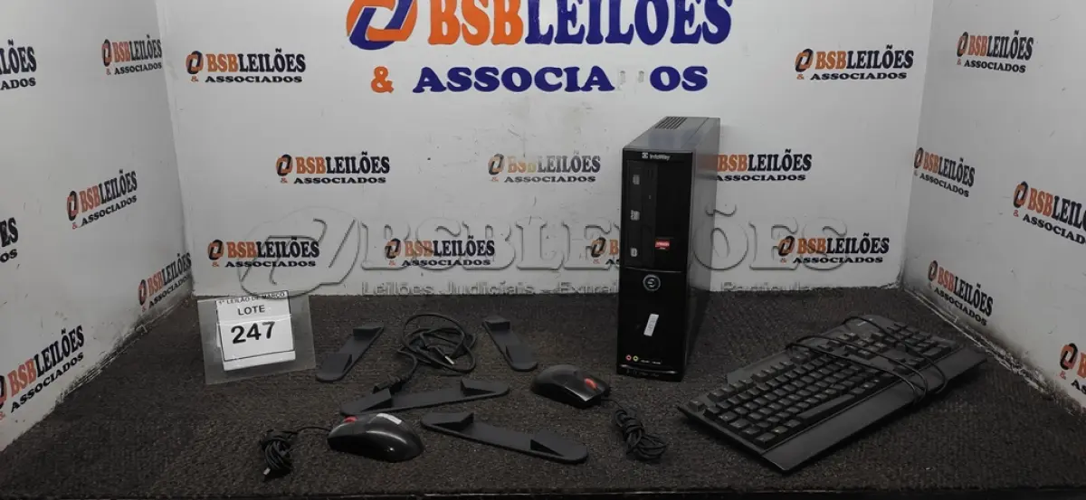 LOTE 247 - 01 CPU INFORWAY 4GB HD 500, 01 MOUSE, 01 TECLADO, 01BASE DE CPU, 01 CABO DE FORÇA. (NO ESTADO) ATENÇÃO! FAZER A VISITAÇÃO ANTES DE ARREMATAR, NÃO SABEMOS SE FUNCIONA. LEILÃO NÃO TEM GARANTIA E NEM DEVOLUÇÃO, SUJEITO A POSSÍVEIS AVARIAS VISÍVEIS/OCULTAS E/OU AUSÊNCIA DE COMPONENTES.