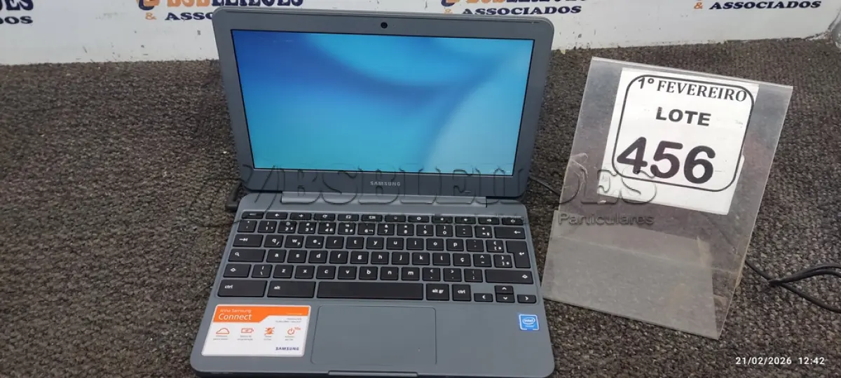 LOTE 456 - 01 NOTEBOOK 16GB MEMÓRIA 2GB LINHA CONNECT MARCA SAMSUNG SEM FONTE. (NO ESTADO) ATENÇÃO! FAZER A VISITAÇÃO ANTES DE ARREMATAR, NÃO SABEMOS SE FUNCIONA, LEILÃO NÃO TEM GARANTIA E NEM DEVOLUÇÃO, SUJEITO A POSSÍVEIS AVARIAS VISÍVEIS/OCULTAS E/OU AUSÊNCIA DE COMPONENTES.