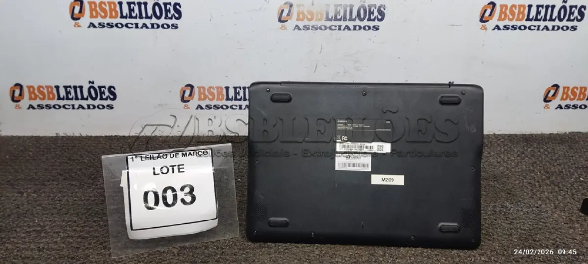 LOTE 003 - 01 NOTEBOOK 16GB MEMORIA 2GB LINHA CONNECT MARCA SAMSUNG SEM FONTE. (NO ESTADO) ATENÇÃO! FAZER A VISITAÇÃO ANTES DE ARREMATAR, NÃO SABEMOS SE FUNCIONA, LEILÃO NÃO TEM GARANTIA E NEM DEVOLUÇÃO, SUJEITO A POSSÍVEIS AVARIAS VISÍVEIS/OCULTAS E/OU AUSÊNCIA DE COMPONENTES.