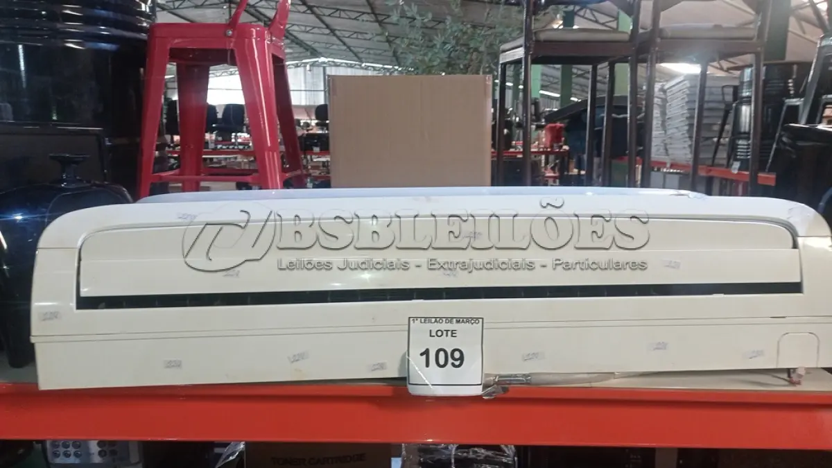 LOTE 109 - 01 EVAPORADORA 220V MODELO TIPO SPLIT UNIDADE INTERNA 22.000 BTU/H MARCA SPRINGER. (NO ESTADO) ATENÇÃO! FAZER A VISITAÇÃO ANTES DE ARREMATAR, NÃO SABEMOS SE FUNCIONA, LEILÃO NÃO TEM GARANTIA E NEM DEVOLUÇÃO, SUJEITO A POSSÍVEIS AVARIAS VISÍVEIS/OCULTAS E/OU AUSÊNCIA DE COMPONENTES.