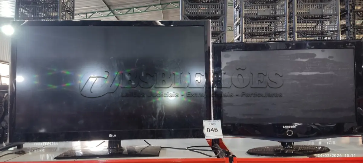 LOTE 046 - 01 TV LCD 32’MARCA SAMSUNG E 01 TV LCD 47’’ MARCA LG. (NO ESTADO) ATENÇÃO! FAZER A VISITAÇÃO ANTES DE ARREMATAR, NÃO SABEMOS SE FUNCIONA, LEILÃO NÃO TEM GARANTIA E NEM DEVOLUÇÃO, SUJEITO A POSSÍVEIS AVARIAS VISÍVEIS/OCULTAS E/OU AUSÊNCIA DE COMPONENTES.
