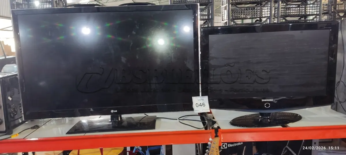 LOTE 046 - 01 TV LCD 32’MARCA SAMSUNG E 01 TV LCD 47’’ MARCA LG. (NO ESTADO) ATENÇÃO! FAZER A VISITAÇÃO ANTES DE ARREMATAR, NÃO SABEMOS SE FUNCIONA, LEILÃO NÃO TEM GARANTIA E NEM DEVOLUÇÃO, SUJEITO A POSSÍVEIS AVARIAS VISÍVEIS/OCULTAS E/OU AUSÊNCIA DE COMPONENTES.