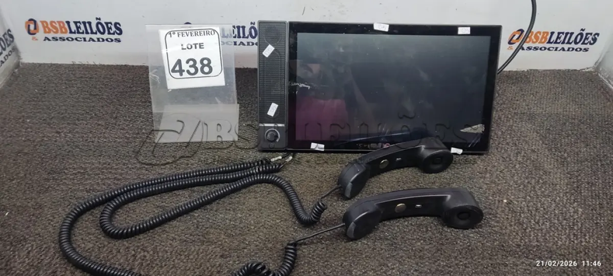 LOTE 438 - 01 EQUIPAMENTO DE VIDEOCONFERÊNCIA. (NO ESTADO) ATENÇÃO! FAZER A VISITAÇÃO ANTES DE ARREMATAR, NÃO SABEMOS SE FUNCIONA, LEILÃO NÃO TEM GARANTIA E NEM DEVOLUÇÃO, SUJEITO A POSSÍVEIS AVARIAS VISÍVEIS/OCULTAS E/OU AUSÊNCIA DE COMPONENTES.