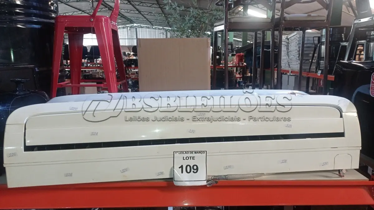 LOTE 109 - 01 EVAPORADORA 220V MODELO TIPO SPLIT UNIDADE INTERNA 22.000 BTU/H MARCA SPRINGER. (NO ESTADO) ATENÇÃO! FAZER A VISITAÇÃO ANTES DE ARREMATAR, NÃO SABEMOS SE FUNCIONA, LEILÃO NÃO TEM GARANTIA E NEM DEVOLUÇÃO, SUJEITO A POSSÍVEIS AVARIAS VISÍVEIS/OCULTAS E/OU AUSÊNCIA DE COMPONENTES.
