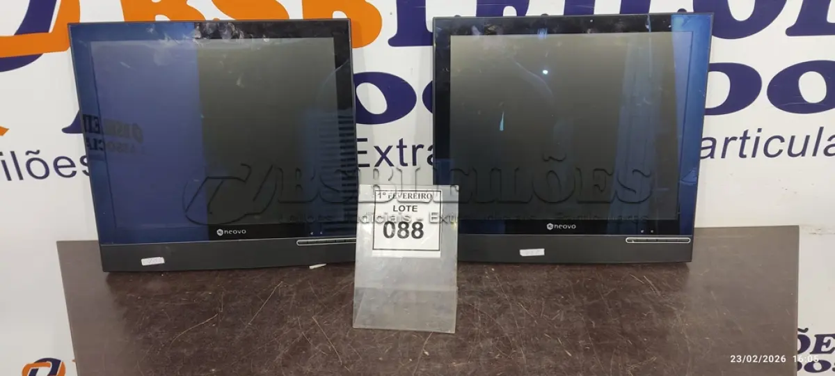 LOTE 088 - 02 MONITORES MARCA NEOVO. (NO ESTADO) ATENÇÃO! FAZER A VISITAÇÃO ANTES DE ARREMATAR, NÃO SABEMOS SE FUNCIONA, LEILÃO NÃO TEM GARANTIA E NEM DEVOLUÇÃO, SUJEITO A POSSÍVEIS AVARIAS VISÍVEIS/OCULTAS E/OU AUSÊNCIA DE COMPONENTES.