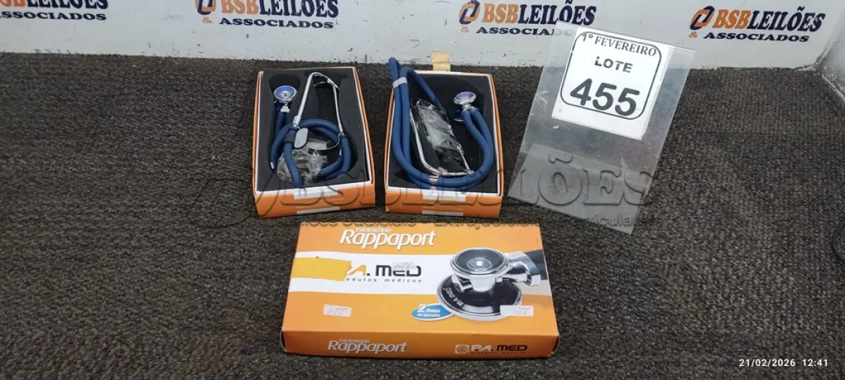 LOTE 455 - 03 ESTETOSCÓPIOS MARCA P.A. MED. (NO ESTADO) ATENÇÃO! FAZER A VISITAÇÃO ANTES DE ARREMATAR, NÃO SABEMOS SE FUNCIONA, LEILÃO NÃO TEM GARANTIA E NEM DEVOLUÇÃO, SUJEITO A POSSÍVEIS AVARIAS VISÍVEIS/OCULTAS E/OU AUSÊNCIA DE COMPONENTES.