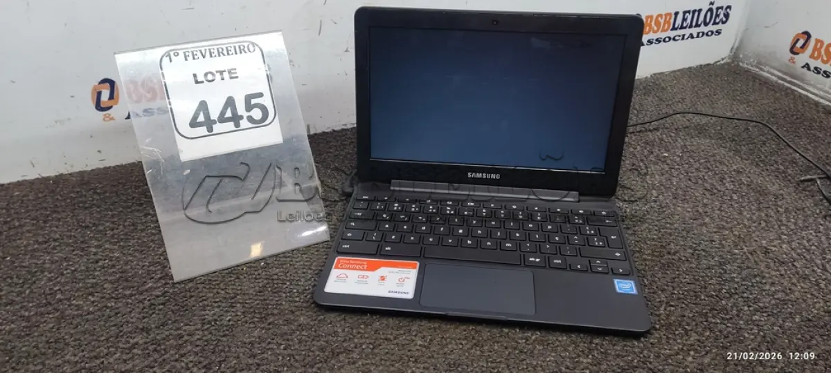 LOTE 445 - 01 NOTEBOOK 16GB MEMÓRIA 2GB LINHA CONNECT MARCA SAMSUNG SEM FONTE. (NO ESTADO) ATENÇÃO! FAZER A VISITAÇÃO ANTES DE ARREMATAR, NÃO SABEMOS SE FUNCIONA, LEILÃO NÃO TEM GARANTIA E NEM DEVOLUÇÃO, SUJEITO A POSSÍVEIS AVARIAS VISÍVEIS/OCULTAS E/OU AUSÊNCIA DE COMPONENTES.