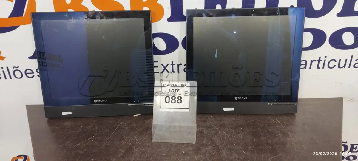 LOTE 088 - 02 MONITORES MARCA NEOVO. (NO ESTADO) ATENÇÃO! FAZER A VISITAÇÃO ANTES DE ARREMATAR, NÃO SABEMOS SE FUNCIONA, LEILÃO NÃO TEM GARANTIA E NEM DEVOLUÇÃO, SUJEITO A POSSÍVEIS AVARIAS VISÍVEIS/OCULTAS E/OU AUSÊNCIA DE COMPONENTES.