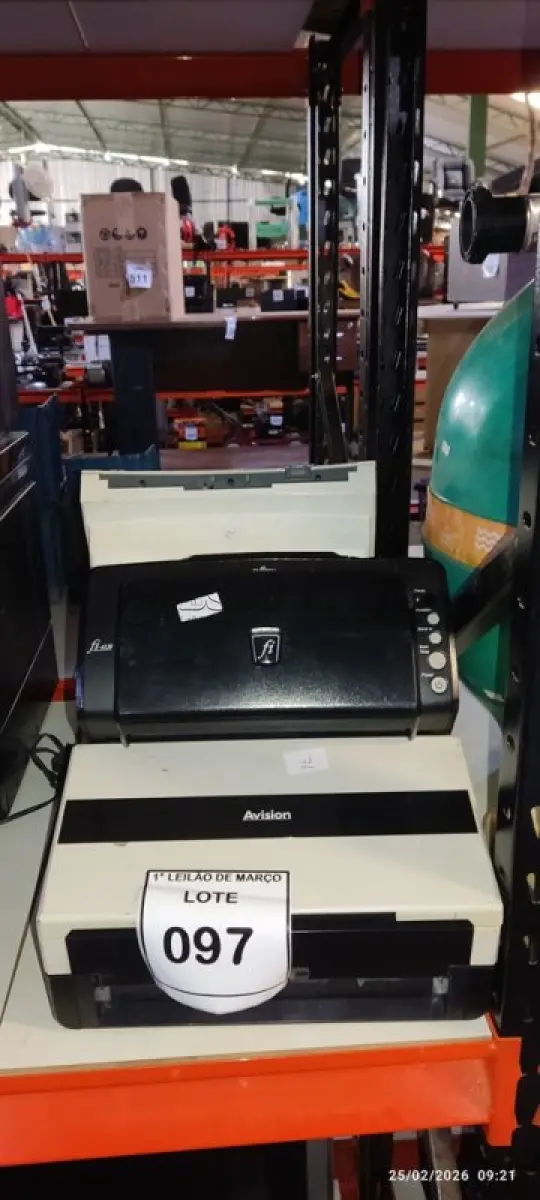 LOTE 097 - 02 SCANNERS DE MARCAS E MODELOS DIVERSOS. (NO ESTADO) ATENÇÃO! FAZER A VISITAÇÃO ANTES DE ARREMATAR, NÃO SABEMOS SE FUNCIONA, LEILÃO NÃO TEM GARANTIA E NEM DEVOLUÇÃO, SUJEITO A POSSÍVEIS AVARIAS VISÍVEIS/OCULTAS E/OU AUSÊNCIA DE COMPONENTES.