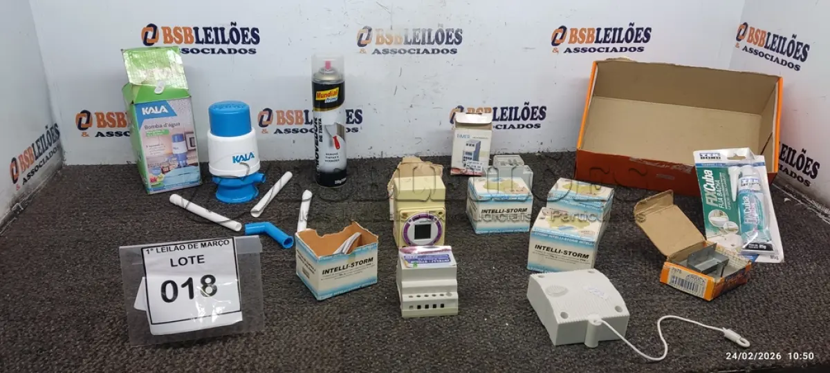LOTE 018 - 04 PROTETORES DE ENERGIA, 01 TIMER PROGRAMÁVEL, 01 BOMBA D’AGUA PARA GARRAFÃO, 01PROGRAMADOR HORÁRIO ELETROMECÂNICO E 01 REMOVEDOR DE TINTAS. (NO ESTADO) ATENÇÃO! FAZER A VISITAÇÃO ANTES DE ARREMATAR, NÃO SABEMOS SE FUNCIONA, LEILÃO NÃO TEM GARANTIA E NEM DEVOLUÇÃO, SUJEITO A POSSÍVEIS AVARIAS VISÍVEIS/OCULTAS E/OU AUSÊNCIA DE COMPONENTES.