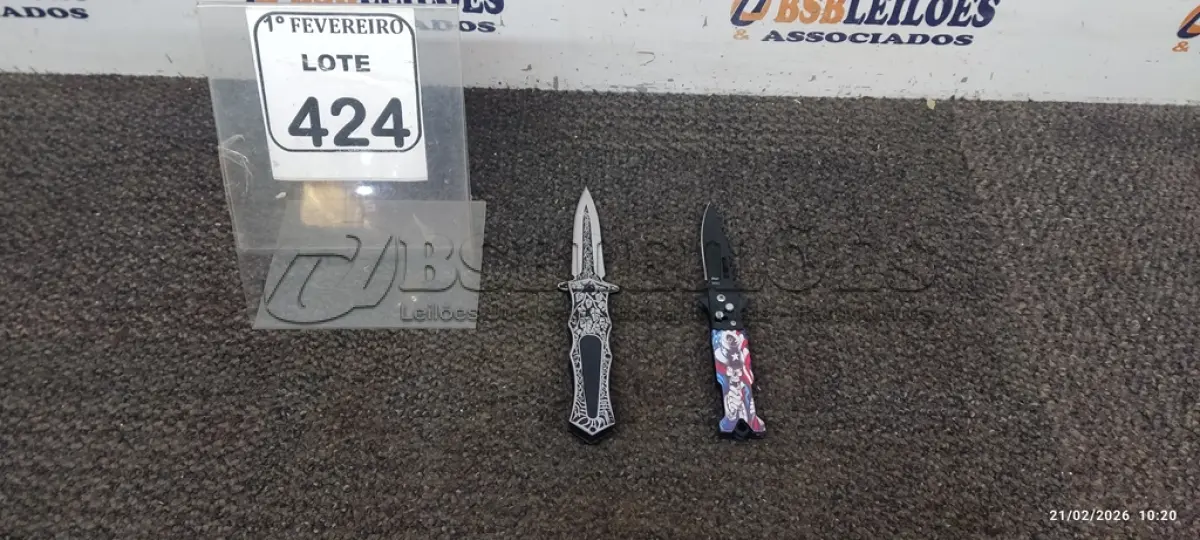 LOTE 424 - 02 CANIVETES SEMI AUTOMÁTICO PERSONALIZADOS (PRODUTO NOVO). (NO ESTADO) ATENÇÃO! FAZER A VISITAÇÃO ANTES DE ARREMATAR, NÃO SABEMOS SE FUNCIONA, LEILÃO NÃO TEM GARANTIA E NEM DEVOLUÇÃO, SUJEITO A POSSÍVEIS AVARIAS VISÍVEIS/OCULTAS E/OU AUSÊNCIA DE COMPONENTES.