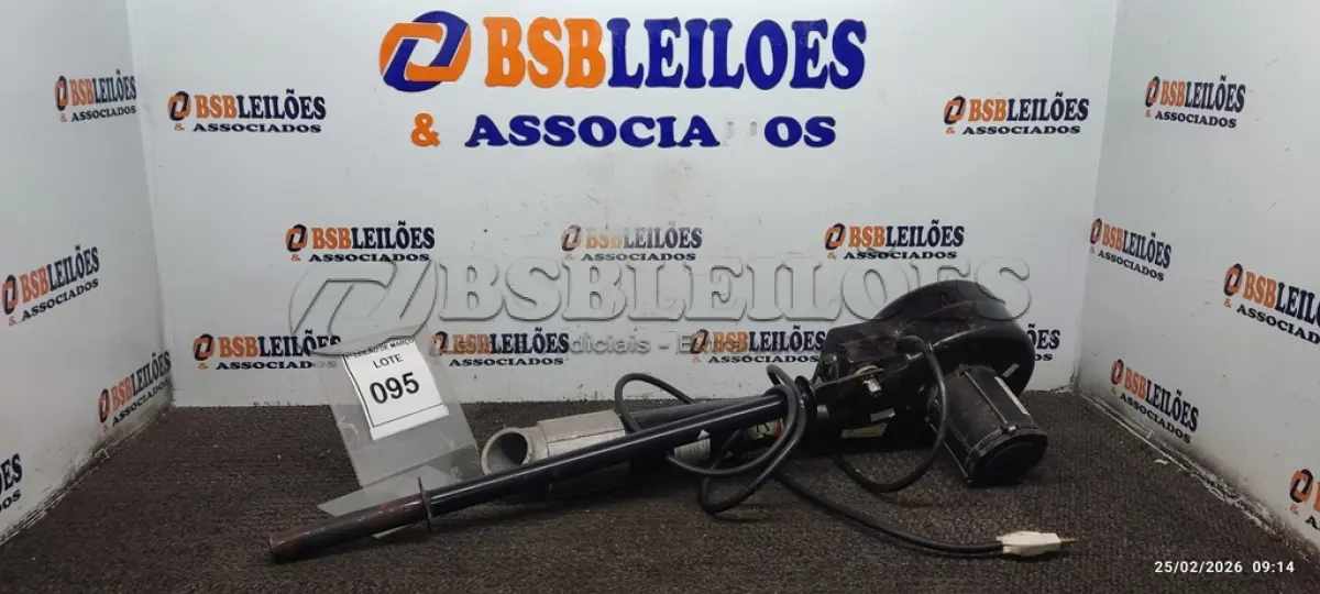LOTE 095 - 01 SECADOR PROFISSIONAL PARA PETSHOP MODELO ELITE 8000 220V. (NO ESTADO) ATENÇÃO! FAZER A VISITAÇÃO ANTES DE ARREMATAR, NÃO SABEMOS SE FUNCIONA, LEILÃO NÃO TEM GARANTIA E NEM DEVOLUÇÃO, SUJEITO A POSSÍVEIS AVARIAS VISÍVEIS/OCULTAS E/OU AUSÊNCIA DE COMPONENTES.
