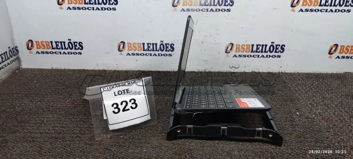 LOTE 323 - 01 NOTEBOOK 2GB DE MEMÓRIA, 16GB E.MMC TELA 11.6’’ LINHA CONNECT MARCA SAMSUNG SEM FONTE. (NO ESTADO) ATENÇÃO! FAZER A VISITAÇÃO ANTES DE ARREMATAR, NÃO SABEMOS SE FUNCIONA, LEILÃO NÃO TEM GARANTIA E NEM DEVOLUÇÃO, SUJEITO A POSSÍVEIS AVARIAS VISÍVEIS/OCULTAS E/OU AUSÊNCIA DE COMPONENTES.