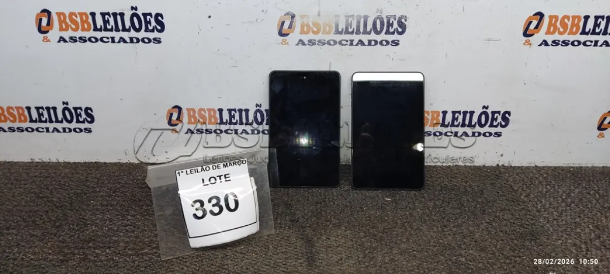 LOTE 330 - 02 TABLETS MARCA DELL SEM CARREGADOR. (NO ESTADO) ATENÇÃO! FAZER A VISITAÇÃO ANTES DE ARREMATAR, NÃO SABEMOS SE FUNCIONA, LEILÃO NÃO TEM GARANTIA E NEM DEVOLUÇÃO, SUJEITO A POSSÍVEIS AVARIAS VISÍVEIS/OCULTAS E/OU AUSÊNCIA DE COMPONENTES.