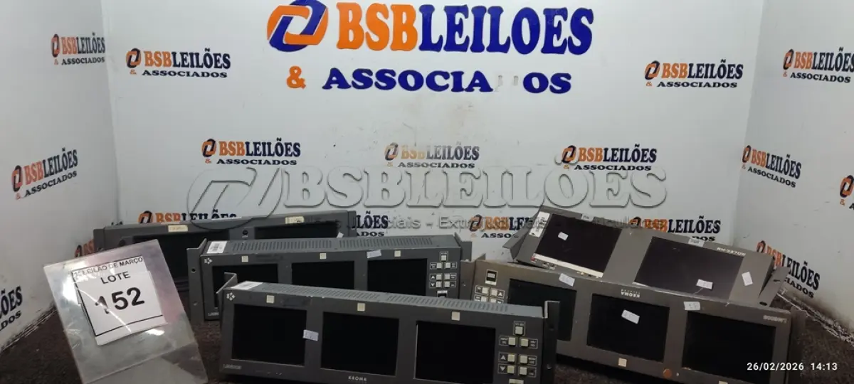 LOTE 152 - 05 MONITORES DE CÂMERAS DE MARCAS E MODELOS DIVERSOS. (NO ESTADO) ATENÇÃO! FAZER A VISITAÇÃO ANTES DE ARREMATAR, NÃO SABEMOS SE FUNCIONA, LEILÃO NÃO TEM GARANTIA E NEM DEVOLUÇÃO, SUJEITO A POSSÍVEIS AVARIAS VISÍVEIS/OCULTAS E/OU AUSÊNCIA DE COMPONENTES.