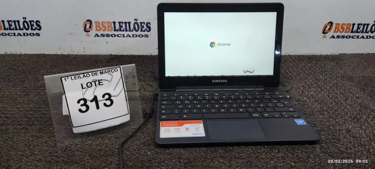 LOTE 313 - 01 NOTEBOOK 2GB DE MEMÓRIA, 16GB E.MMC TELA 11.6’’ LINHA CONNECT MARCA SAMSUNG SEM FONTE. (NO ESTADO) ATENÇÃO! FAZER A VISITAÇÃO ANTES DE ARREMATAR, NÃO SABEMOS SE FUNCIONA, LEILÃO NÃO TEM GARANTIA E NEM DEVOLUÇÃO, SUJEITO A POSSÍVEIS AVARIAS VISÍVEIS/OCULTAS E/OU AUSÊNCIA DE COMPONENTES.