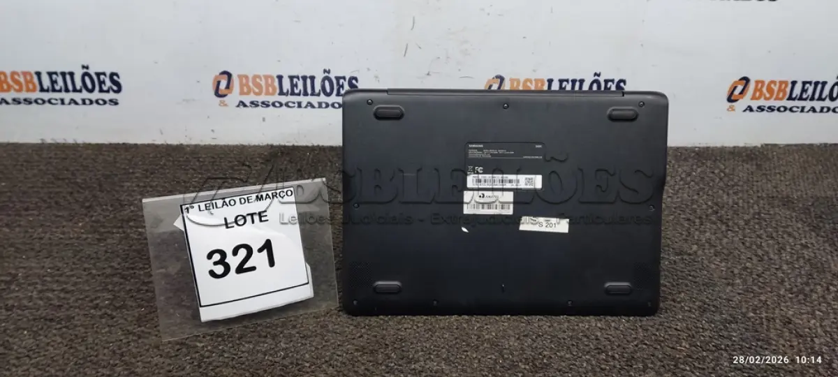 LOTE 321 - 01 NOTEBOOK 2GB DE MEMÓRIA, 16GB E.MMC TELA 11.6’’ LINHA CONNECT MARCA SAMSUNG SEM FONTE. (NO ESTADO) ATENÇÃO! FAZER A VISITAÇÃO ANTES DE ARREMATAR, NÃO SABEMOS SE FUNCIONA, LEILÃO NÃO TEM GARANTIA E NEM DEVOLUÇÃO, SUJEITO A POSSÍVEIS AVARIAS VISÍVEIS/OCULTAS E/OU AUSÊNCIA DE COMPONENTES.