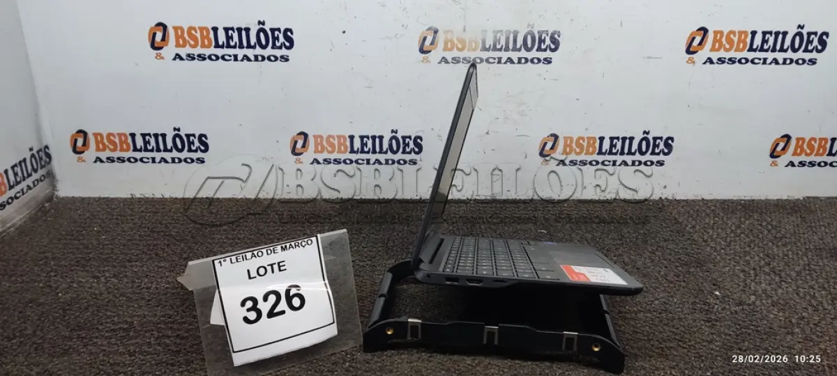 LOTE 326 - 01 NOTEBOOK 2GB DE MEMÓRIA, 16GB E.MMC TELA 11.6’’ LINHA CONNECT MARCA SAMSUNG SEM FONTE. (NO ESTADO) ATENÇÃO! FAZER A VISITAÇÃO ANTES DE ARREMATAR, NÃO SABEMOS SE FUNCIONA, LEILÃO NÃO TEM GARANTIA E NEM DEVOLUÇÃO, SUJEITO A POSSÍVEIS AVARIAS VISÍVEIS/OCULTAS E/OU AUSÊNCIA DE COMPONENTES.