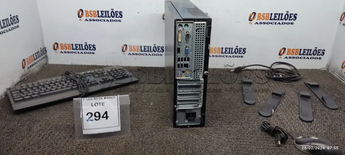 LOTE 294 - 01 CPU INFORWAY 4GB HD 500, 01 MOUSE, 01 TECLADO, 01 BASE DE CPU, 01 CABO DE FORÇA. (NO ESTADO) ATENÇÃO! FAZER A VISITAÇÃO ANTES DE ARREMATAR, NÃO SABEMOS SE FUNCIONA. LEILÃO NÃO TEM GARANTIA E NEM DEVOLUÇÃO, SUJEITO A POSSÍVEIS AVARIAS VISÍVEIS/OCULTAS E/OU AUSÊNCIA DE COMPONENTES.