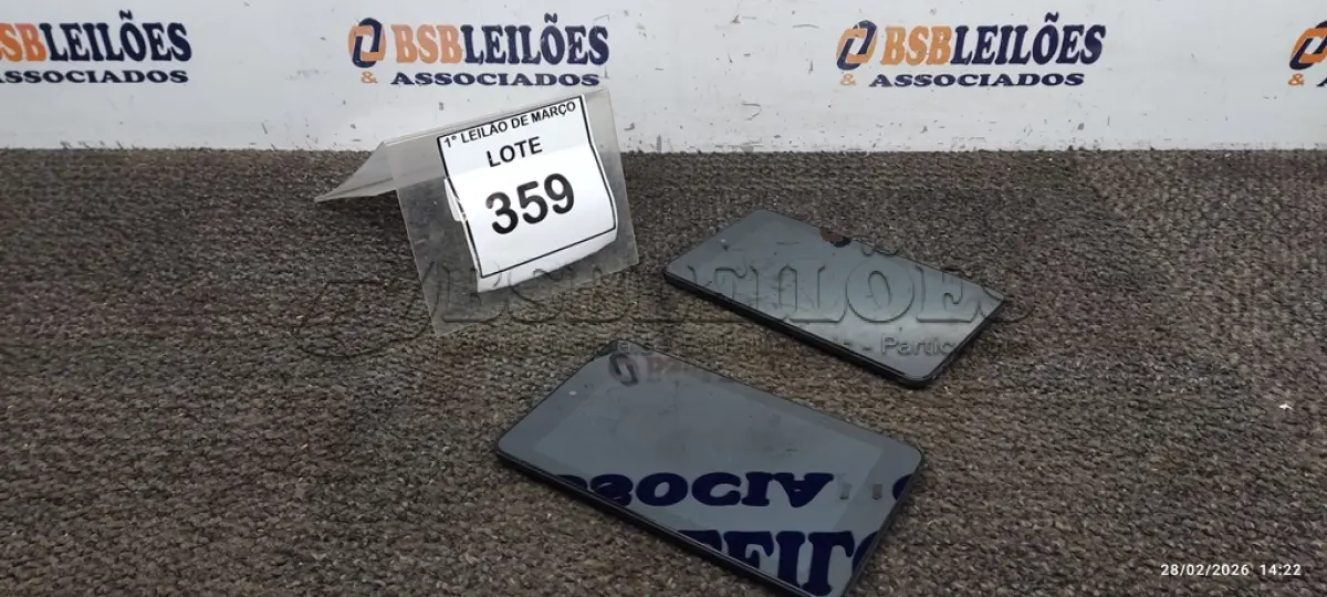 LOTE 359 - 02 TABLETS MARCA DELL SEM CARREGADOR. (NO ESTADO) ATENÇÃO! FAZER A VISITAÇÃO ANTES DE ARREMATAR, NÃO SABEMOS SE FUNCIONA, LEILÃO NÃO TEM GARANTIA E NEM DEVOLUÇÃO, SUJEITO A POSSÍVEIS AVARIAS VISÍVEIS/OCULTAS E/OU AUSÊNCIA DE COMPONENTES.