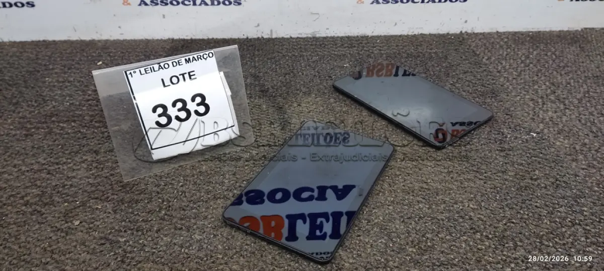 LOTE 333 - 02 TABLETS MARCA DELL SEM CARREGADOR. (NO ESTADO) ATENÇÃO! FAZER A VISITAÇÃO ANTES DE ARREMATAR, NÃO SABEMOS SE FUNCIONA, LEILÃO NÃO TEM GARANTIA E NEM DEVOLUÇÃO, SUJEITO A POSSÍVEIS AVARIAS VISÍVEIS/OCULTAS E/OU AUSÊNCIA DE COMPONENTES.