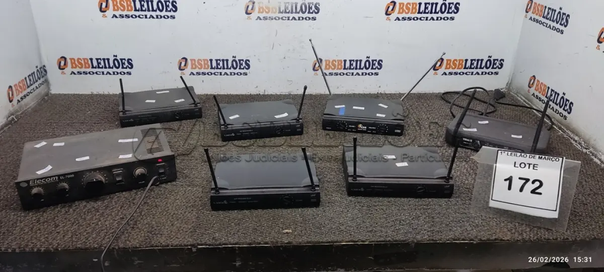 LOTE 172 - 01 RECEPTOR DE SATÉLITE MODELO EL-7000 MARCA ELECOM E 06 RECEPTORES DE MICROFONE DE MARCAS E MODELOS DIVERSOS. (NO ESTADO) ATENÇÃO! FAZER A VISITAÇÃO ANTES DE ARREMATAR, NÃO SABEMOS SE FUNCIONA, LEILÃO NÃO TEM GARANTIA E NEM DEVOLUÇÃO, SUJEITO A POSSÍVEIS AVARIAS VISÍVEIS/OCULTAS E/OU AUSÊNCIA DE COMPONENTES.